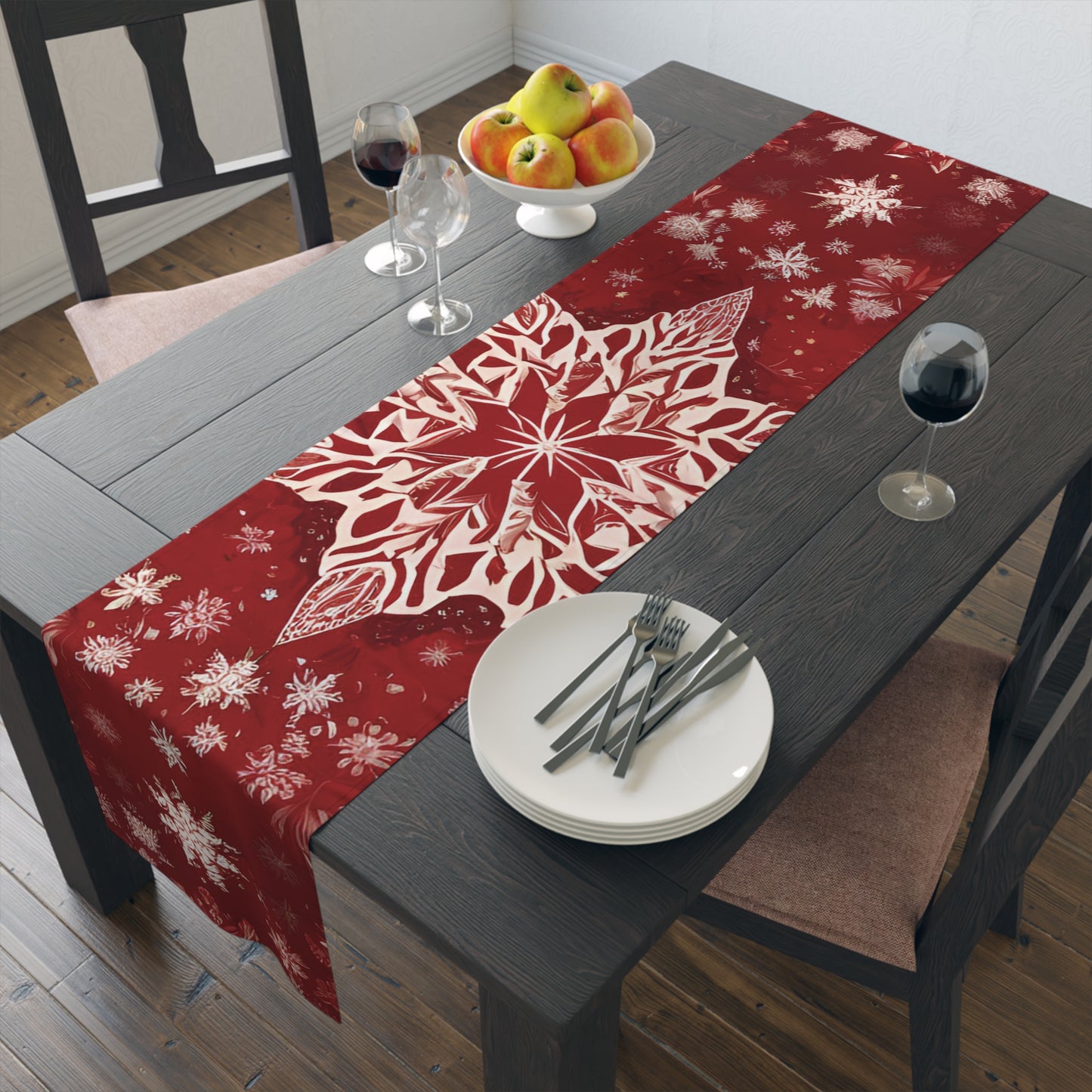 Table Runner - Red Christmas Star Snowflake Pattern
