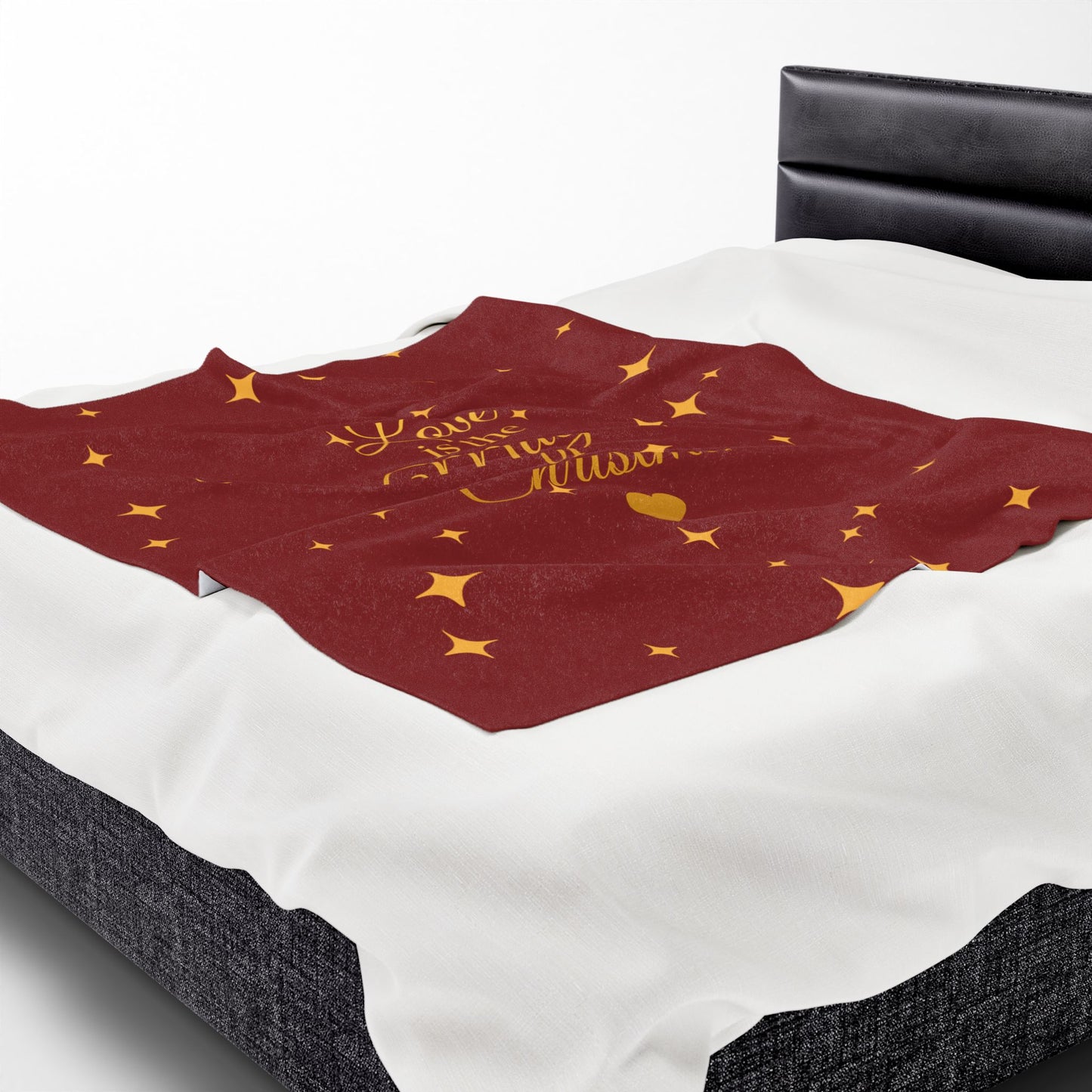 Love is the Magic of Christmas – Velveteen Throw Blanket
