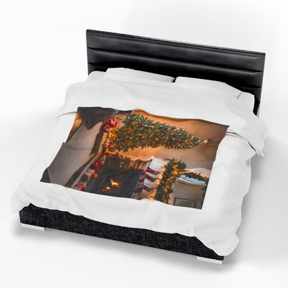 Velveteen Christmas Fireplace & Tree Blanket – Cozy Holiday Fleece Throw with Gifts & Lights