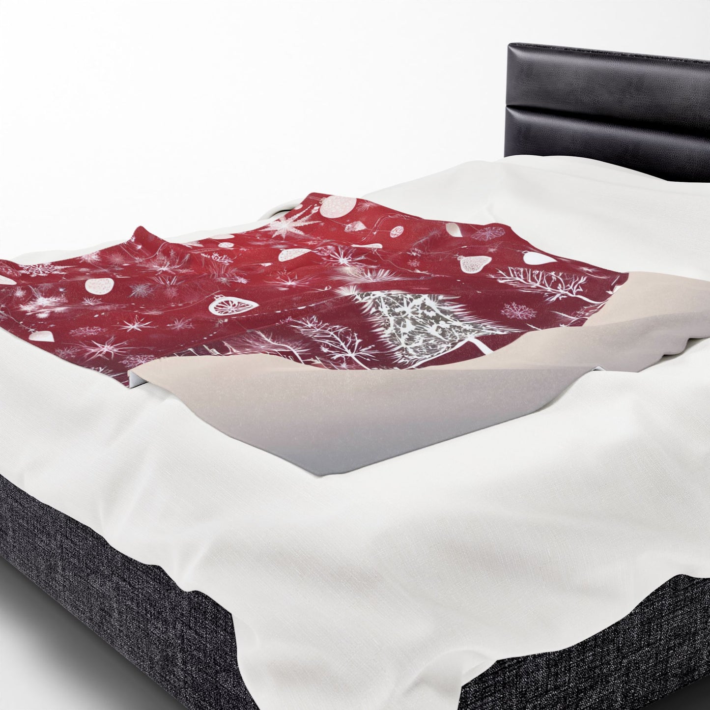 Velveteen Christmas Snowflake Blanket – Red & White Cozy Holiday Throw